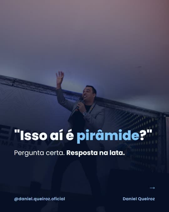 Capa de carrossel produzido para Daniel Queiroz